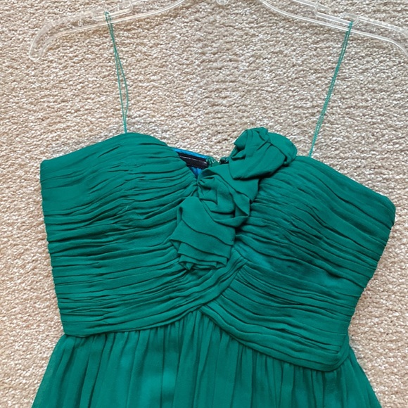 Donna Morgan 100% Silk festive strapless dress . - Picture 3 of 5